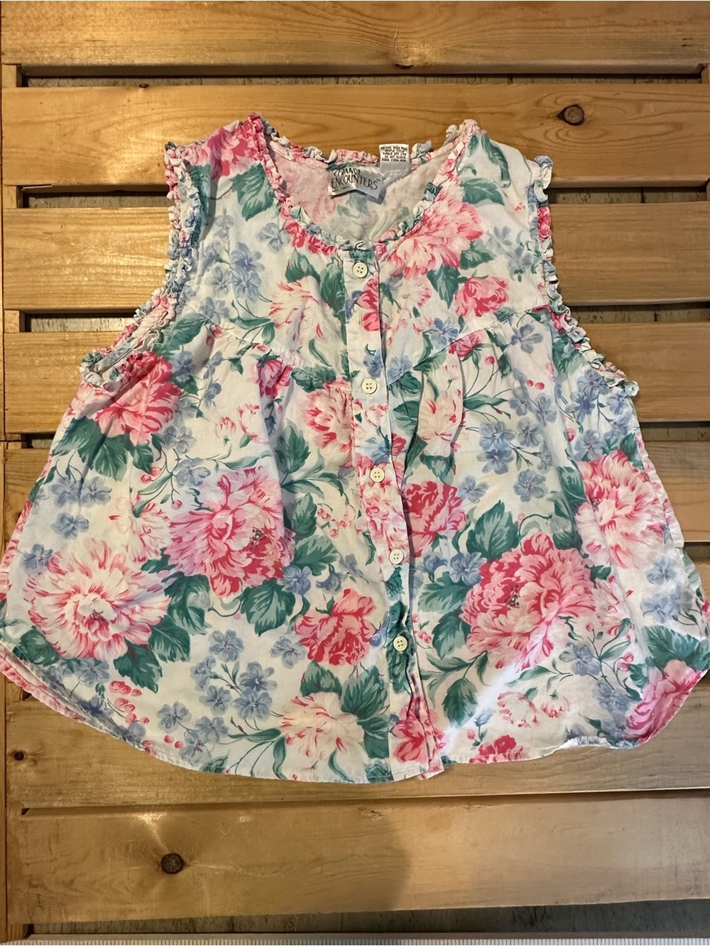 Chance encounters Faded Pastel Floral Vintage 80s button up blouse size small